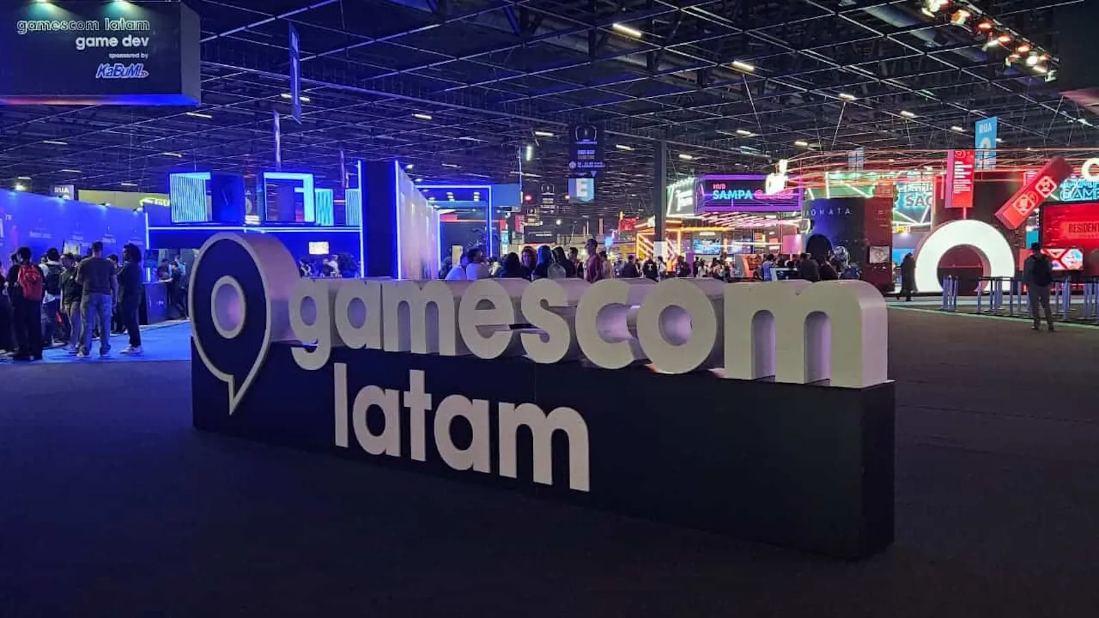 Identify Gamescom 2026 as the event covered by the viewing guide.